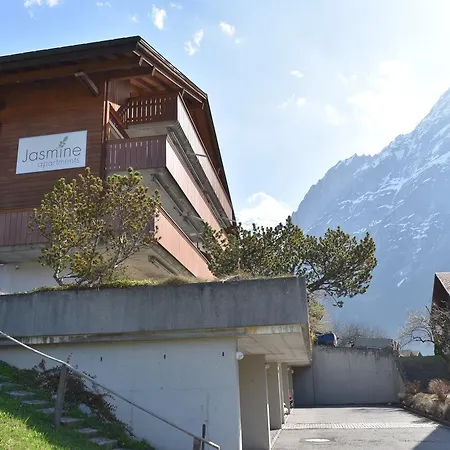 アパート Jungfrau
